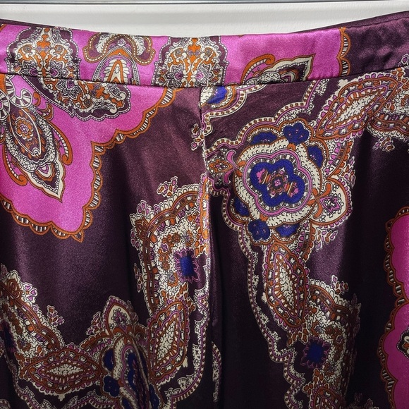 Annalee+Hope Women’s purple Paisley style flowy Skirt in size 2X - Picture 3 of 8